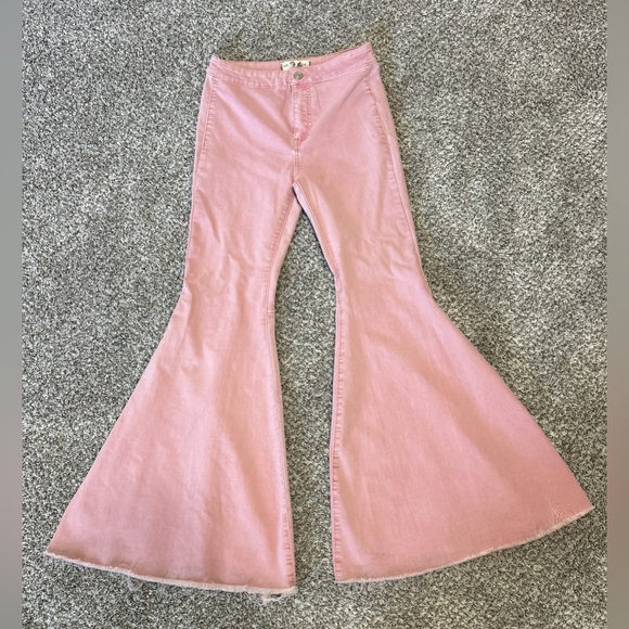 Free People Just Float On Flare Wide Leg High Rise Jeans  90’s Pink Size 26 - Picture 3 of 15